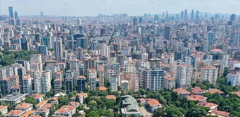 İstanbul’da yabancı uyruklulara oturum izni durduruldu