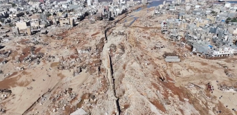 Derne savaş alanı gibi