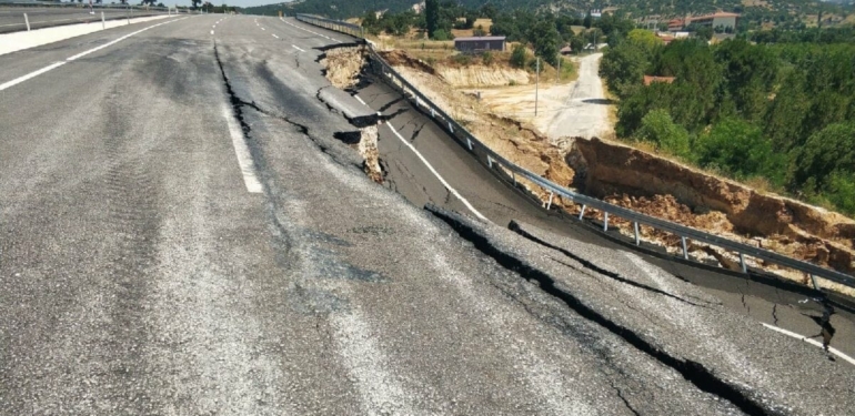 Ziyaret etmeyen kalmadı, 10 yıldır bitirilemedi