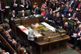 ingiltere-parlamentosu-ateskes-onergesini-reddetti-8tZFO1OV.jpg