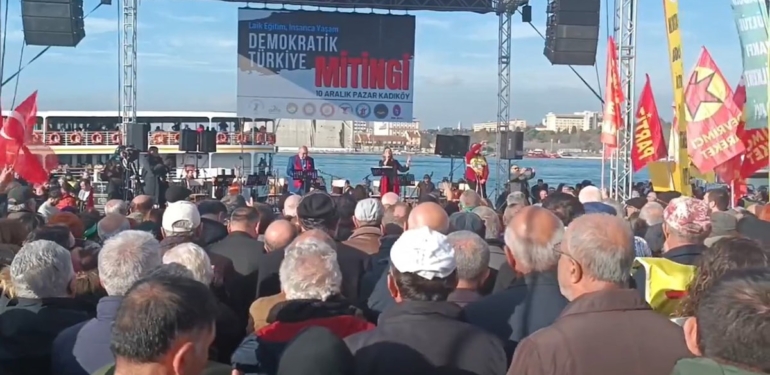 Alevi örgütleri Kadıköy’den haykırdı: Laik Eğitim, İnsanca Yaşam