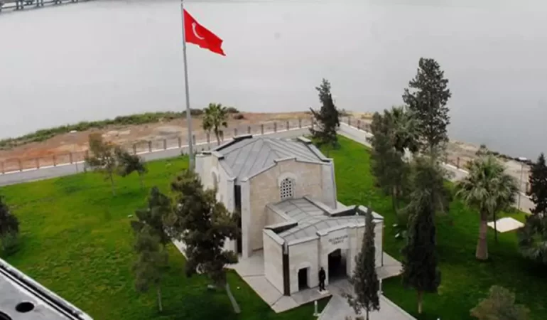 Türkiye’nin sınırına taşınan Süleyman Şah Türbesi’nin akıbeti belli oldu