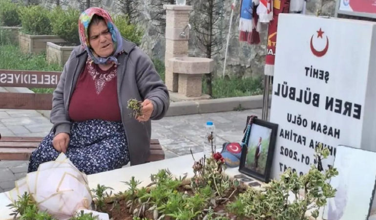 Eren Bülbül’ün annesi Ayşe Bülbül, PKK’nın silah bırakmasını değerlendirdi