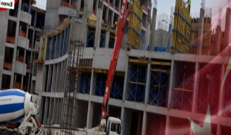 Milli Bayram şantiyeye sıkıştı: 19 Mayıs’a 30 metrekarelik kutlama alanı!