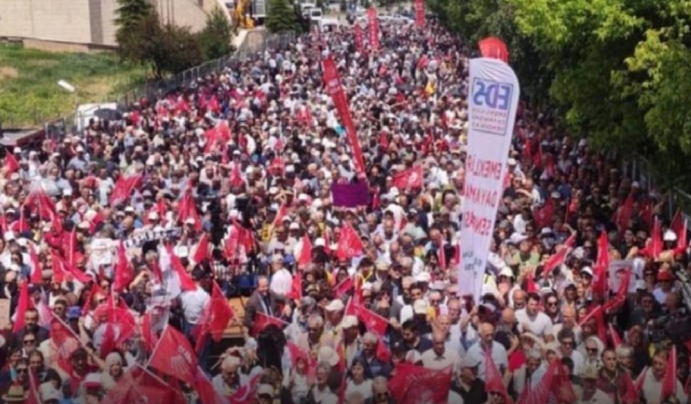 AKP ‘kalesini’ bile inandıramadı