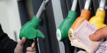benzin-ve-motorine-yeni-zam-geliyor-ZwviA2pW.jpg