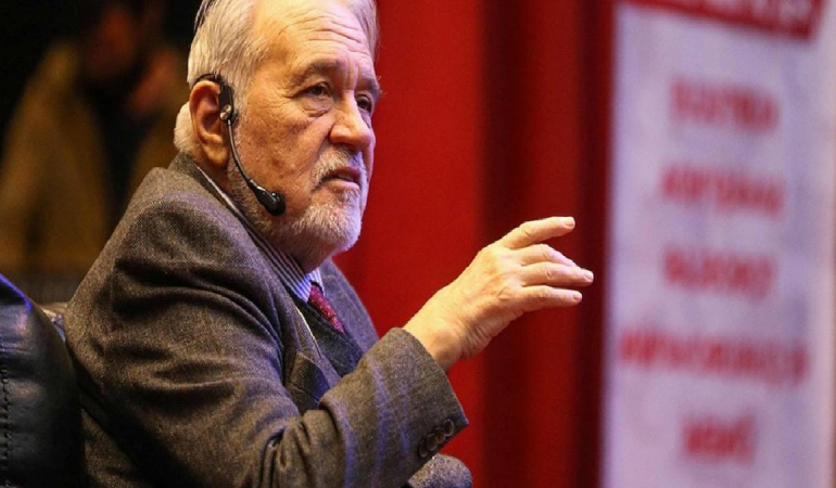İlber Ortaylı: Ayasofya çökebilir