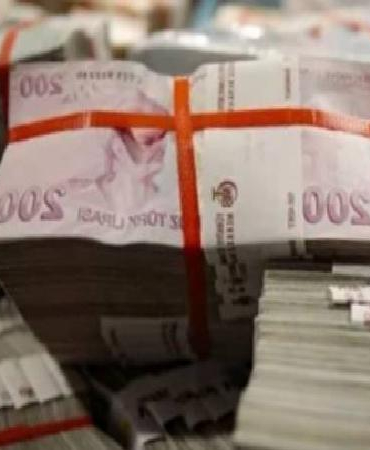 2024-yili-gelir-vergisi-rekortmenleri-listesinde-100-kisiden-sadece-21inin-adi-aciklandi-fII2zGG7.jpg