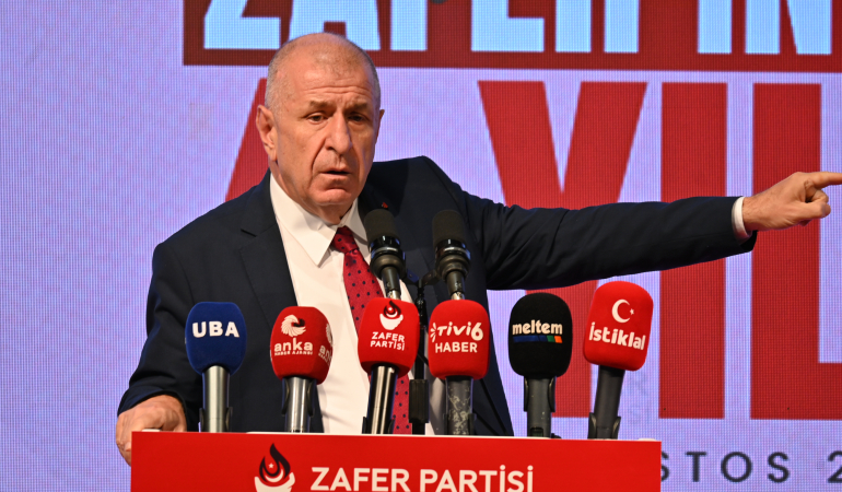 Ümit Özdağ: Zafer Partisi, kararsız oylar dağıtıldığında, 7,6 görünüyor