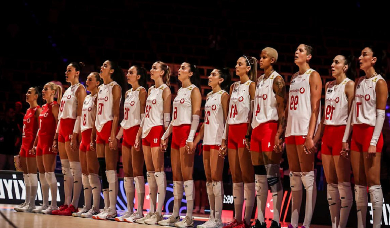 a-milli-kadin-voleybol-takiminin-dunya-sampiyonasi-kadrosu-duyuruldu-SvIlre9p.jpg
