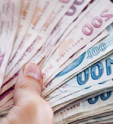 emekli-promosyonu-icin-dikkat-ceken-tahmin-bankalarda-yaris-kizisti-MP4KPvyX.jpg