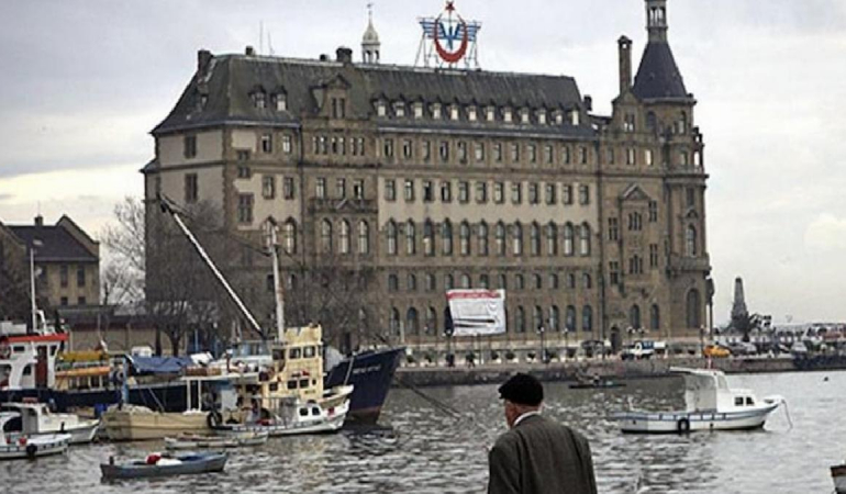 Tarihe rant hançeri: Haydarpaşa ve Sirkeci boşaltılıyor