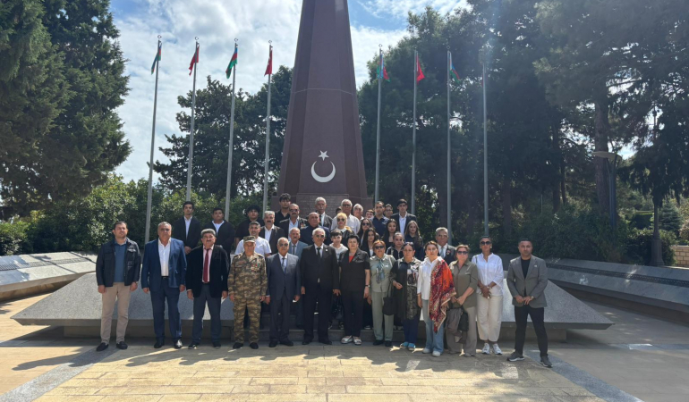 Bakü’deki Türk Şehitleri 107 Yıl Sonra da Unutulmadı