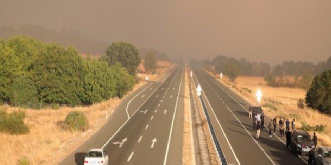 Kastamonu-Karabük sınırında yangın: 9 köy tahliye edildi