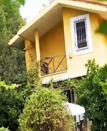 unlu-oyuncunun-orman-icindeki-evini-goren-hayran-kaliyor-9yYBRBv4.jpg