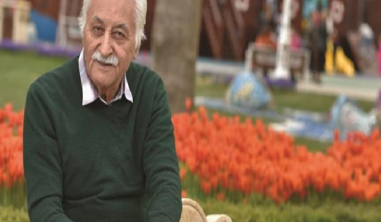 Yavuz Bülent Bakiler Hayatını Kaybetti: ‘Türk Edebiyatının İnce Ruhlu Şairi’